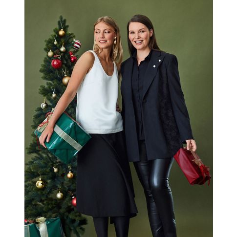 Burda Sewing Pattern 8100